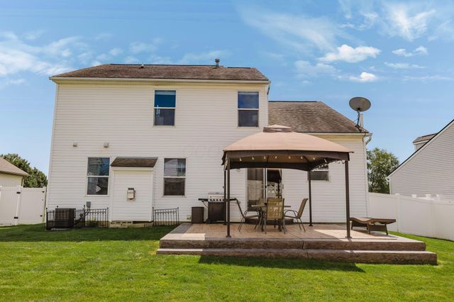 324 Masonglen Court, Pataskala, OH 43062