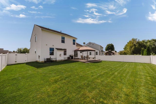 324 Masonglen Court, Pataskala, OH 43062