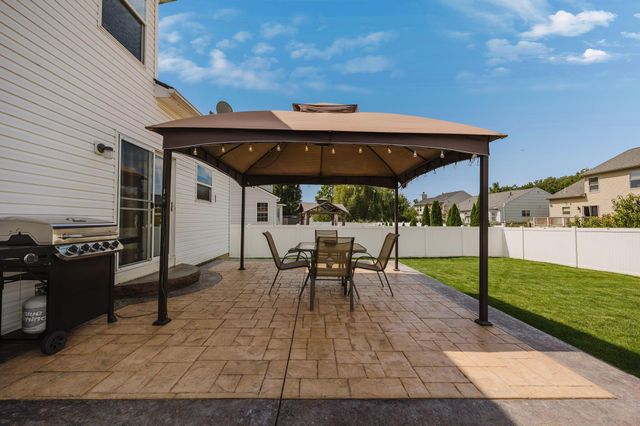324 Masonglen Court, Pataskala, OH 43062