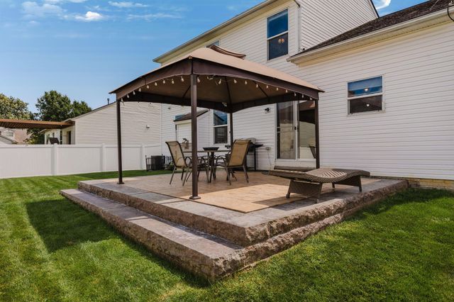 324 Masonglen Court, Pataskala, OH 43062