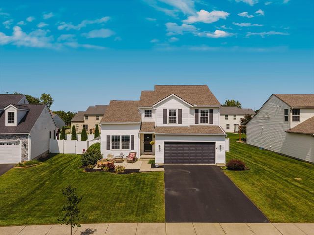 324 Masonglen Court, Pataskala, OH 43062
