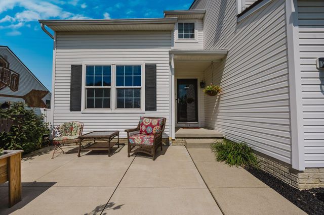 324 Masonglen Court, Pataskala, OH 43062