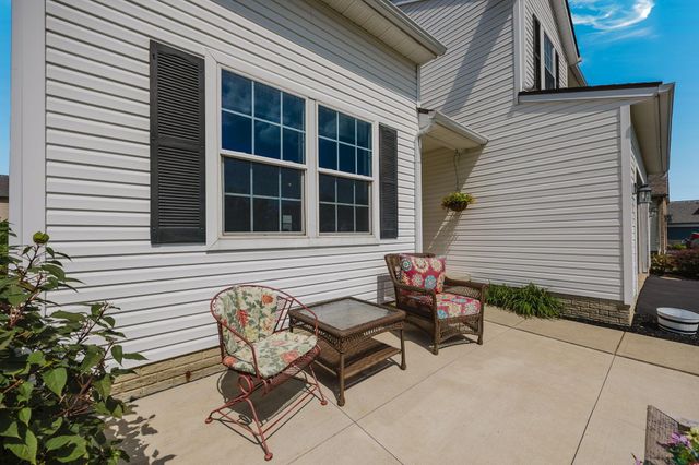 324 Masonglen Court, Pataskala, OH 43062