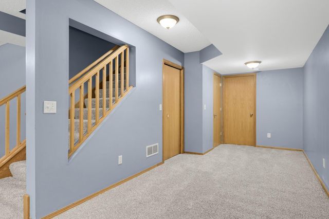 8657 Tessman Circle N, Brooklyn Park, MN 55445