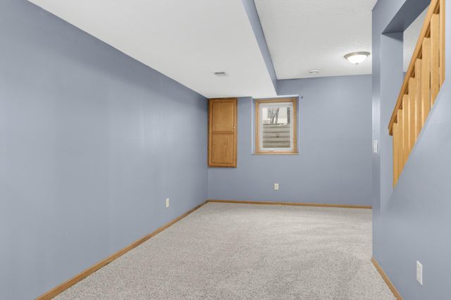 8657 Tessman Circle N, Brooklyn Park, MN 55445