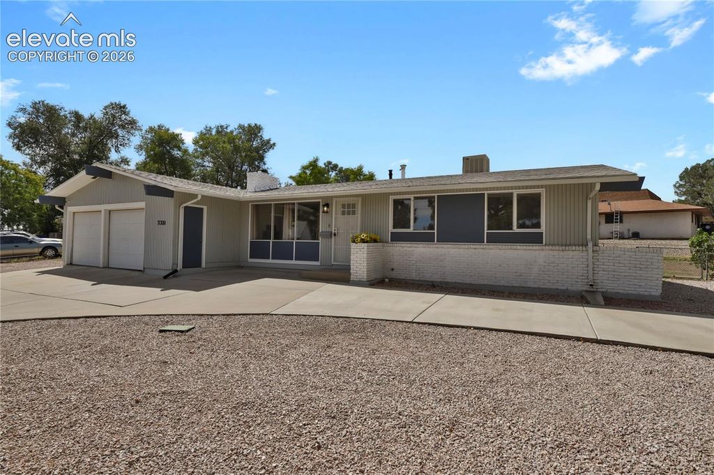 2321 Montezuma Road, Pueblo, CO 81003 — exterior
