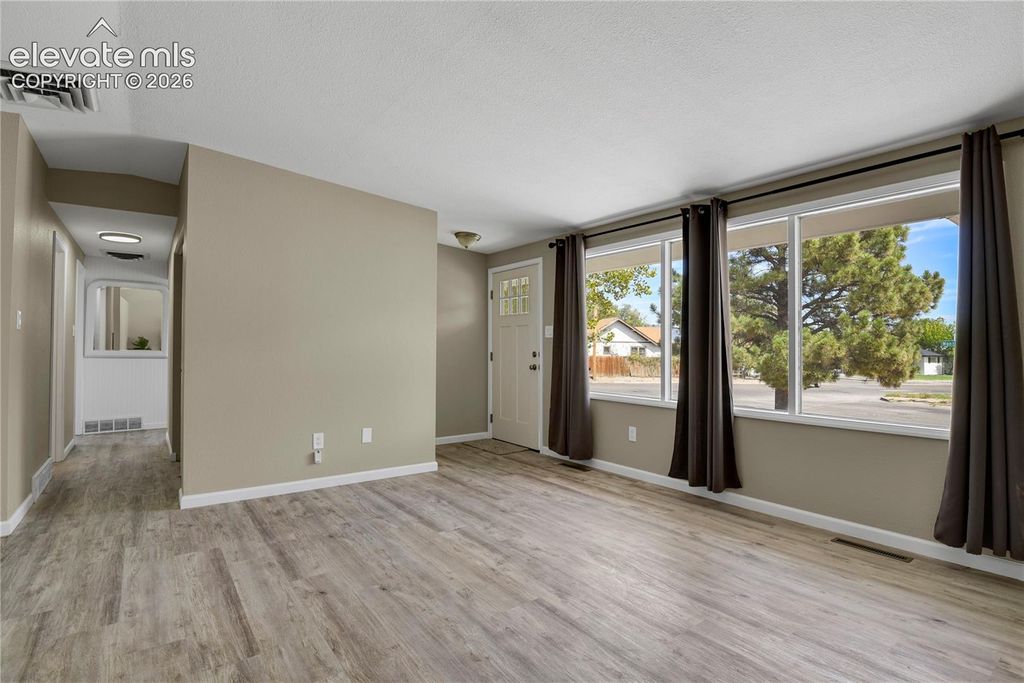 2321 Montezuma Road, Pueblo, CO 81003 — photo 5