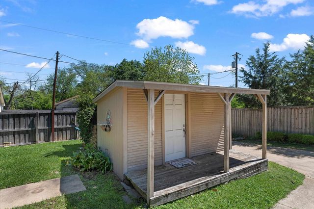 326 E Main St, Henderson, TX 75652