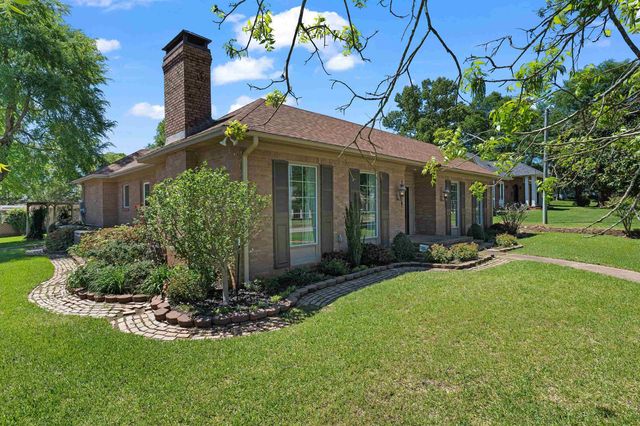 326 E Main St, Henderson, TX 75652