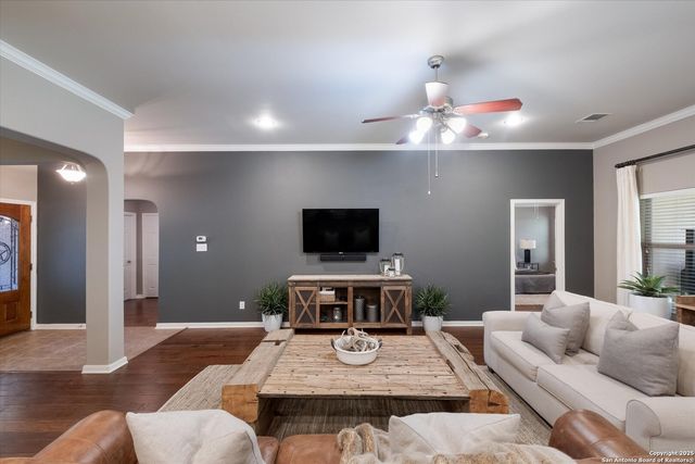 1234 Mineral Hls, San Antonio, TX 78260
