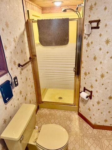 603 W Chestnut St, Brockton, MA 02301