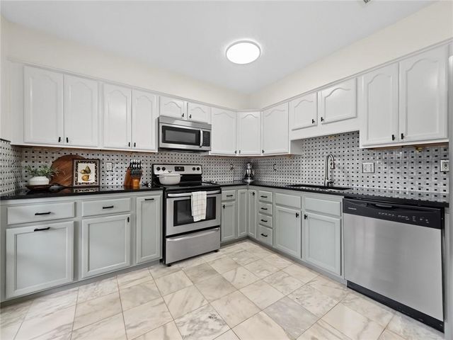 5019 Highland Club Drive, Marietta, GA 30068
