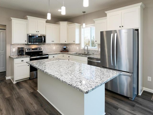 13197 Meadow Lane, Savage, MN 55378
