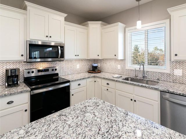13197 Meadow Lane, Savage, MN 55378