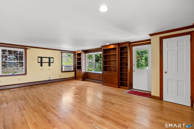 61 Chamberlain Road, Wethersfield, CT 06109