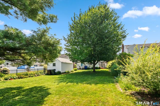 61 Chamberlain Road, Wethersfield, CT 06109