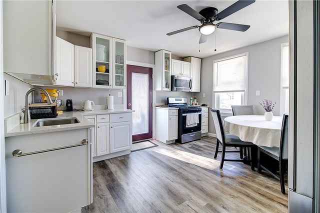 567 Providence Street, Warwick, RI 02886