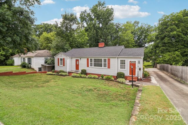 430 W Springs Street, Lancaster, SC 29720