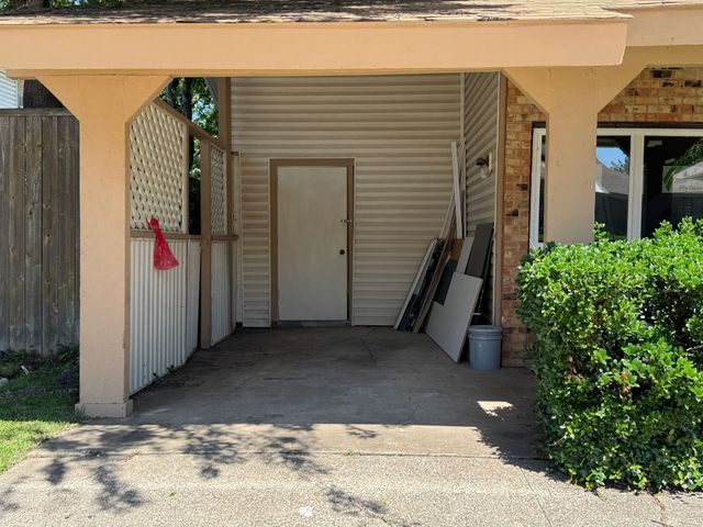 711 Ticonderoga Drive, Garland, TX 75043