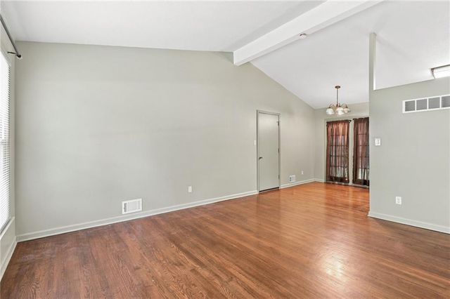 621 NW Fair Lane, Lee's Summit, MO 64063