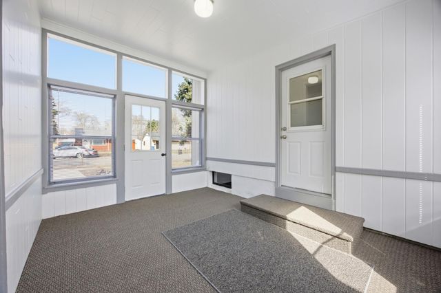 305 4th Street NE, Dilworth, MN 56529