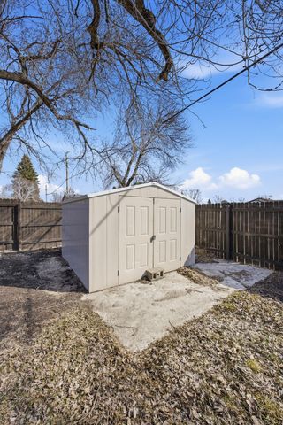 305 4th Street NE, Dilworth, MN 56529