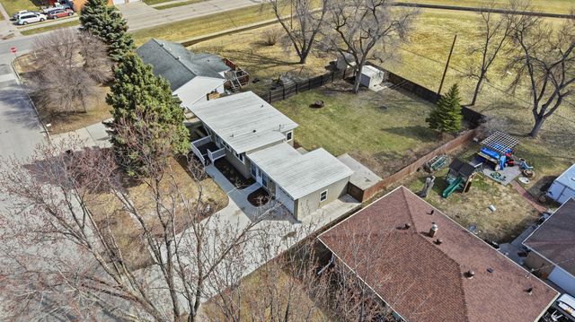 305 4th Street NE, Dilworth, MN 56529