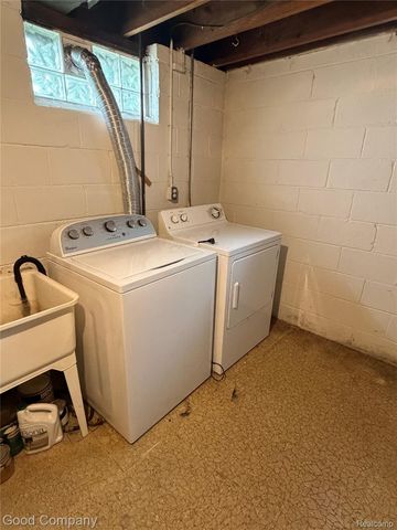 1504 N Vermont Avenue, Royal Oak, MI 48067
