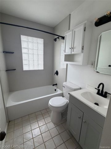 1504 N Vermont Avenue, Royal Oak, MI 48067