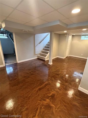 1504 N Vermont Avenue, Royal Oak, MI 48067