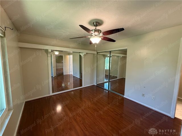 1147 Captains Bridge, Dayton, OH 45458