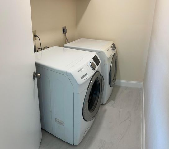 2142 SE East Dunbrooke Circle, Port St. Lucie, Port St Lucie, FL 34984