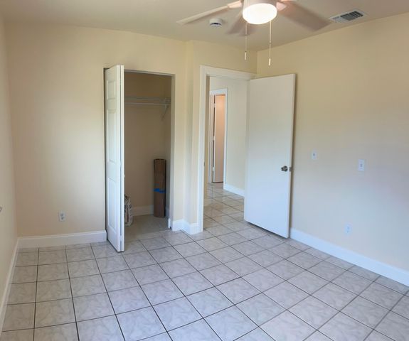 2142 SE East Dunbrooke Circle, Port St. Lucie, Port St Lucie, FL 34984