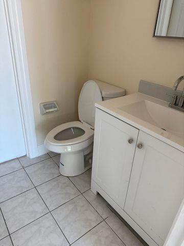 2142 SE East Dunbrooke Circle, Port St. Lucie, Port St Lucie, FL 34984