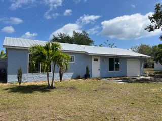 2142 SE East Dunbrooke Circle, Port St. Lucie, Port St Lucie, FL 34984