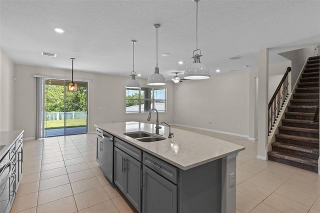 13871 CARLOW PARK DRIVE, Riverview, FL 33579