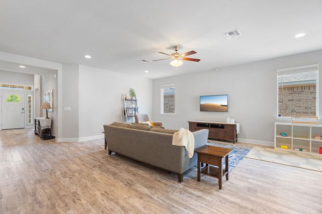 9200 Alex LN, Austin, TX 78748