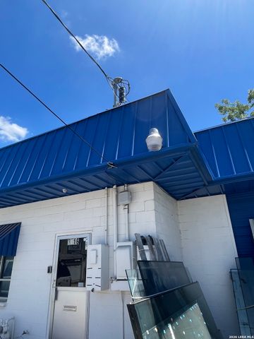 3716 S Presa, San Antonio, TX 78210