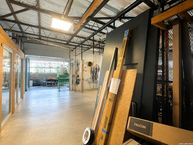 3716 S Presa, San Antonio, TX 78210