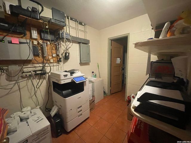 3716 S Presa, San Antonio, TX 78210