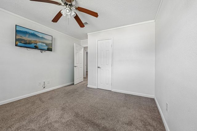 4418 Saffron Lane, Friendswood, TX 77546