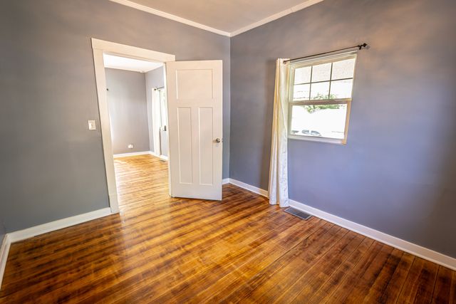 684 S Gordon Avenue, Kankakee, IL 60901