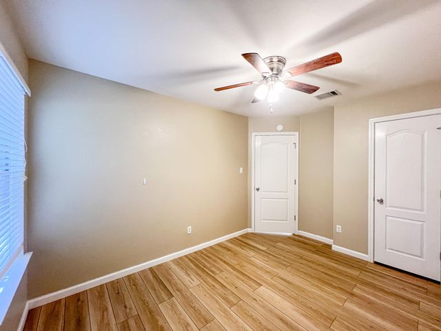 298 Jack Rabbit LN, Buda, TX 78610