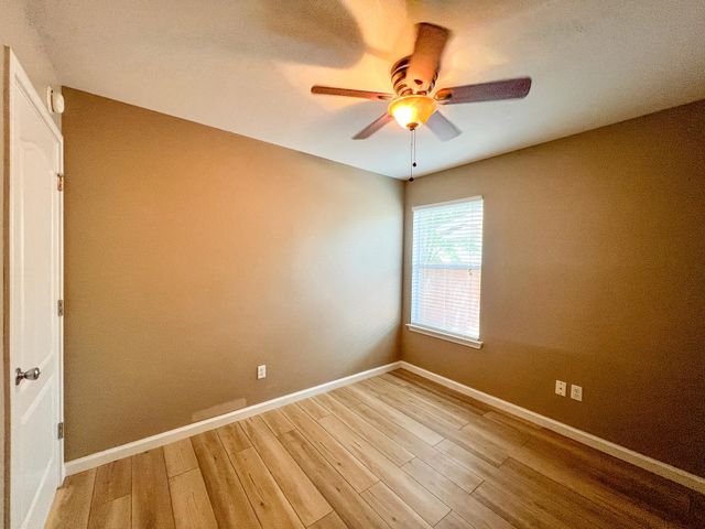 298 Jack Rabbit LN, Buda, TX 78610