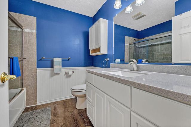 329 Floralwood Drive, Howard, OH 43028