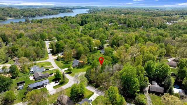 329 Floralwood Drive, Howard, OH 43028