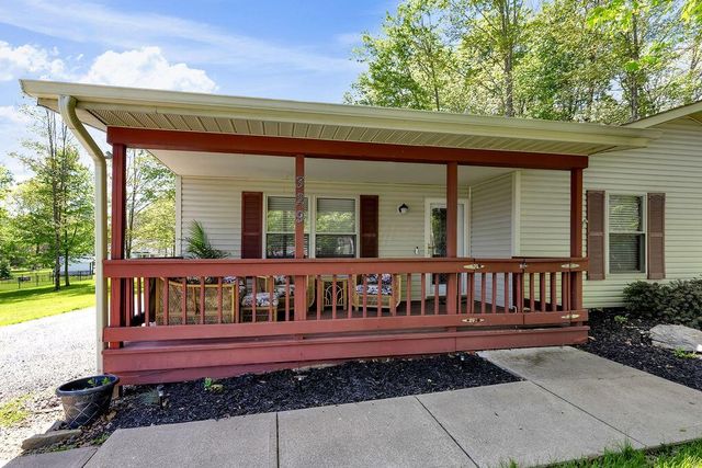 329 Floralwood Drive, Howard, OH 43028