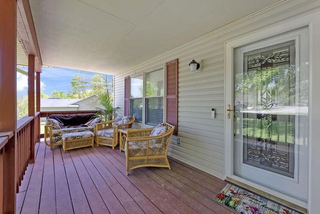 329 Floralwood Drive, Howard, OH 43028