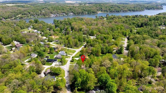 329 Floralwood Drive, Howard, OH 43028