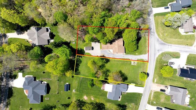 329 Floralwood Drive, Howard, OH 43028